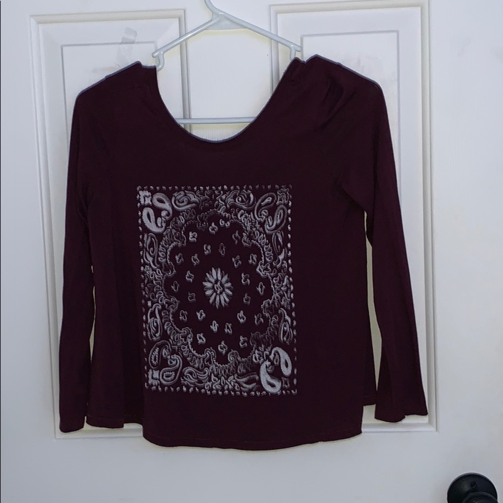 Long sleeve tee